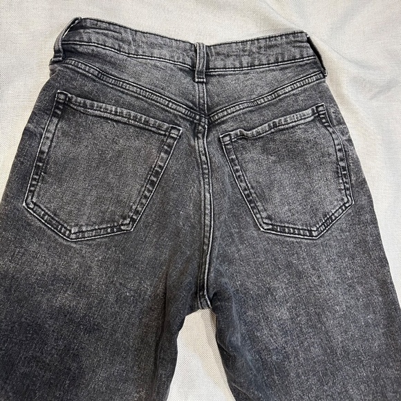 Old Navy High Waisted Straight Jeans - Picture 7 of 7